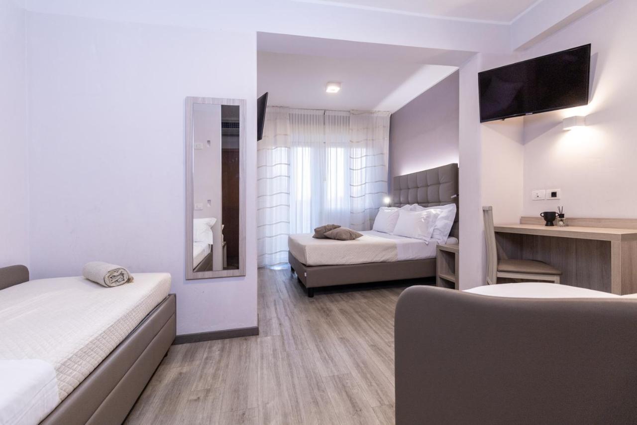 Hotel Alfonsina Riccione Exteriör bild